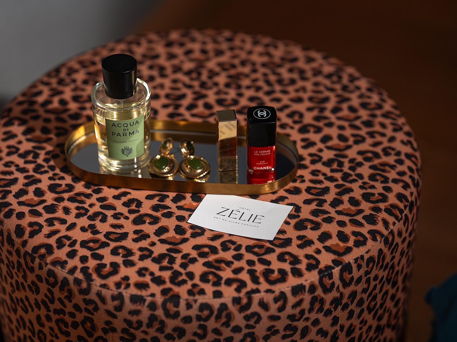 Zelie Paris